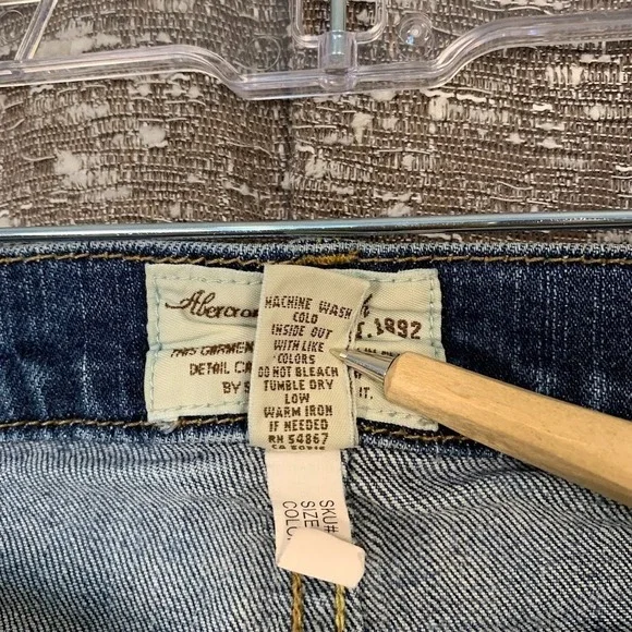 Vintage Y2K Abercrombie & Fitch Low Rise Flare Denim Jeans Women's 0 - Picture 13 of 15